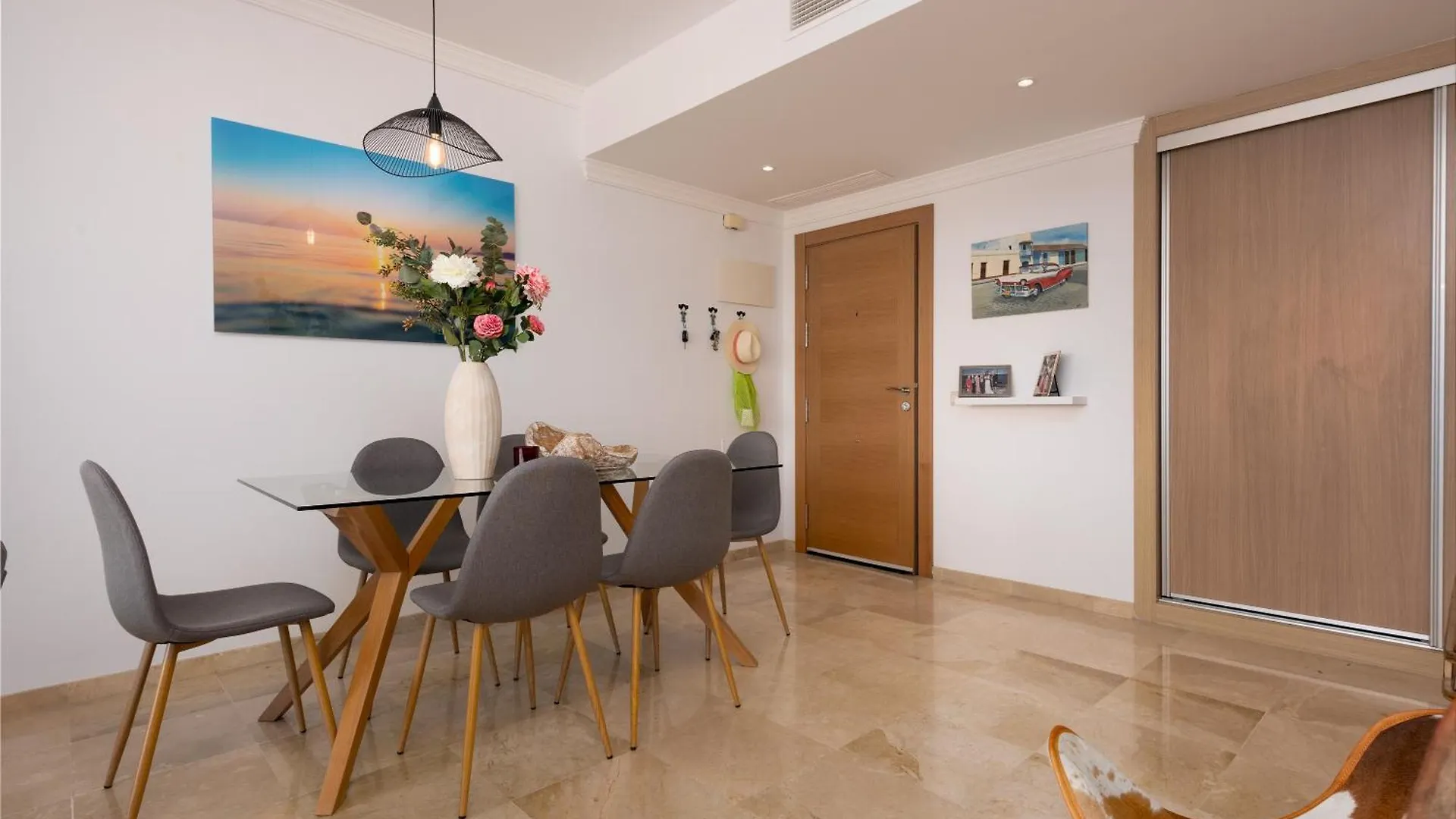Apartment Modern Serene Retreat In Marbella East Ojen