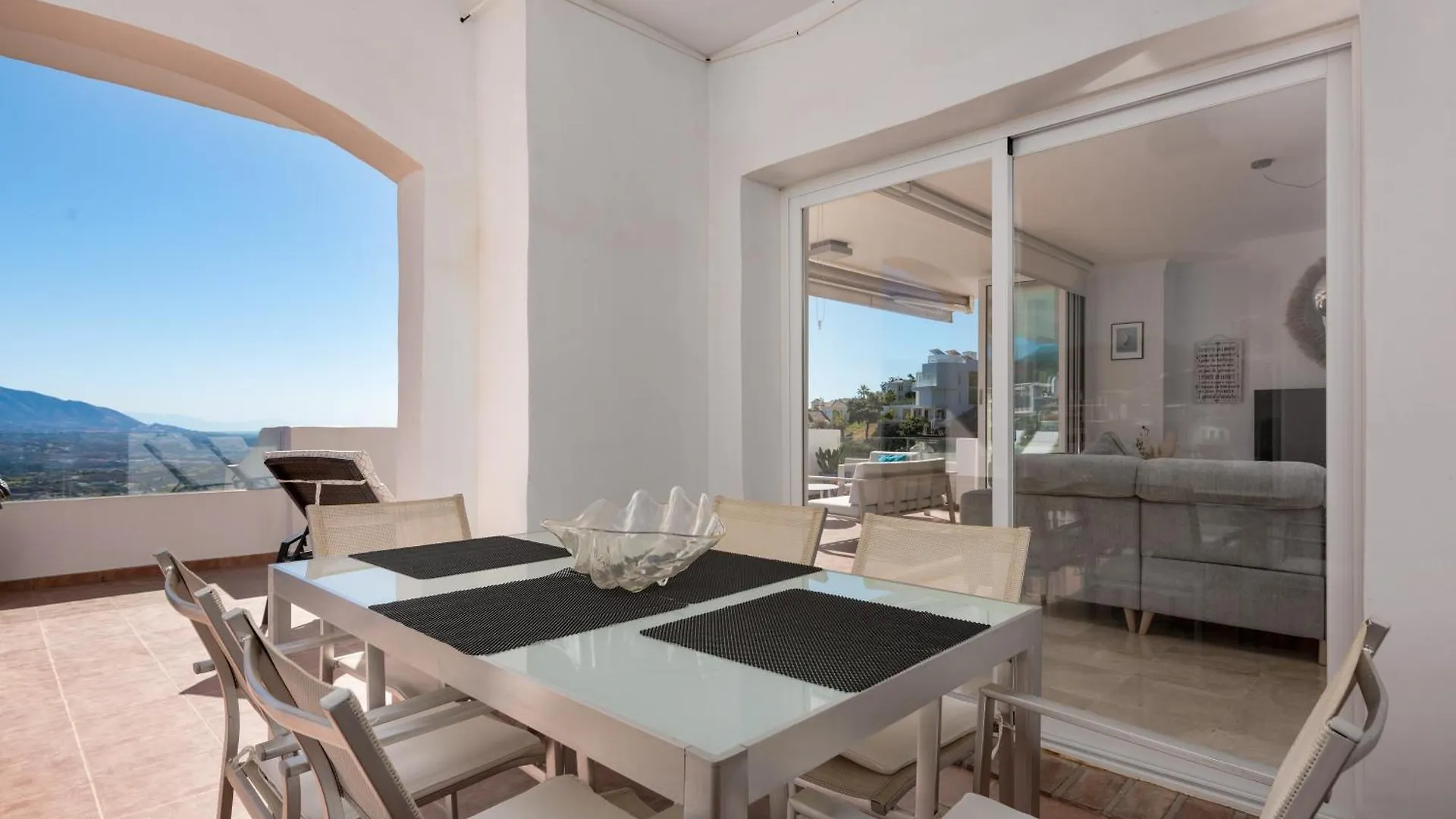 Apartment Modern Serene Retreat In Marbella East Ojen Spain